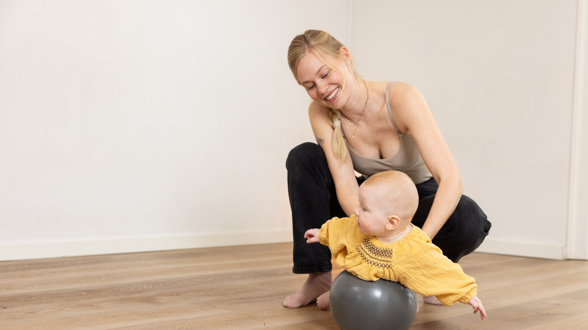 Mavetid med baby 0-6 måneder | Tips og tricks til en stærk start